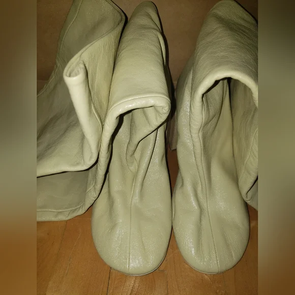Jil Sander Cream 100% lambskin leather thigh high round toe block heel boots 10 - Picture 2 of 16